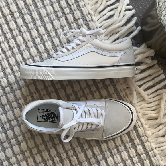 vans old skool cream white